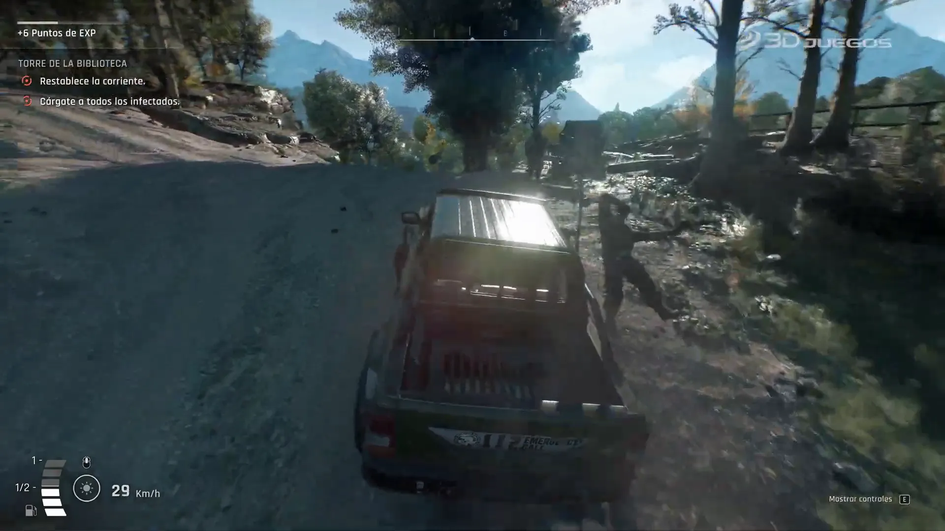 Conducción de jeep en zonas naturales de Castor Woods arrollando zombies