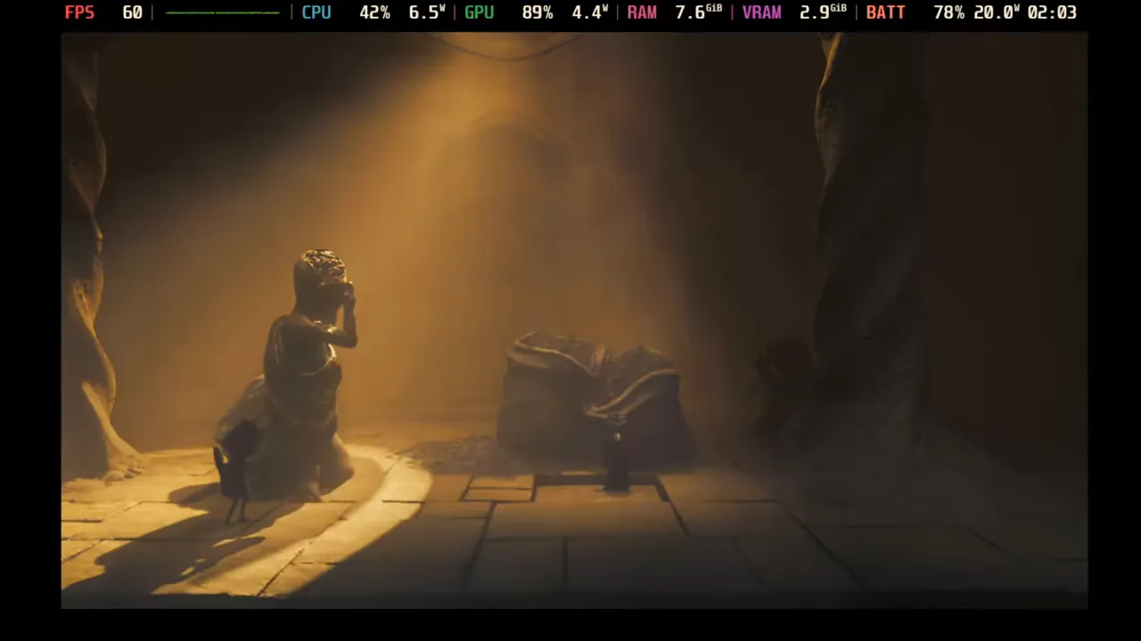 HUD de rendimiento mostrando consumo de watts y tasa de frames durante una sección intensa del juego